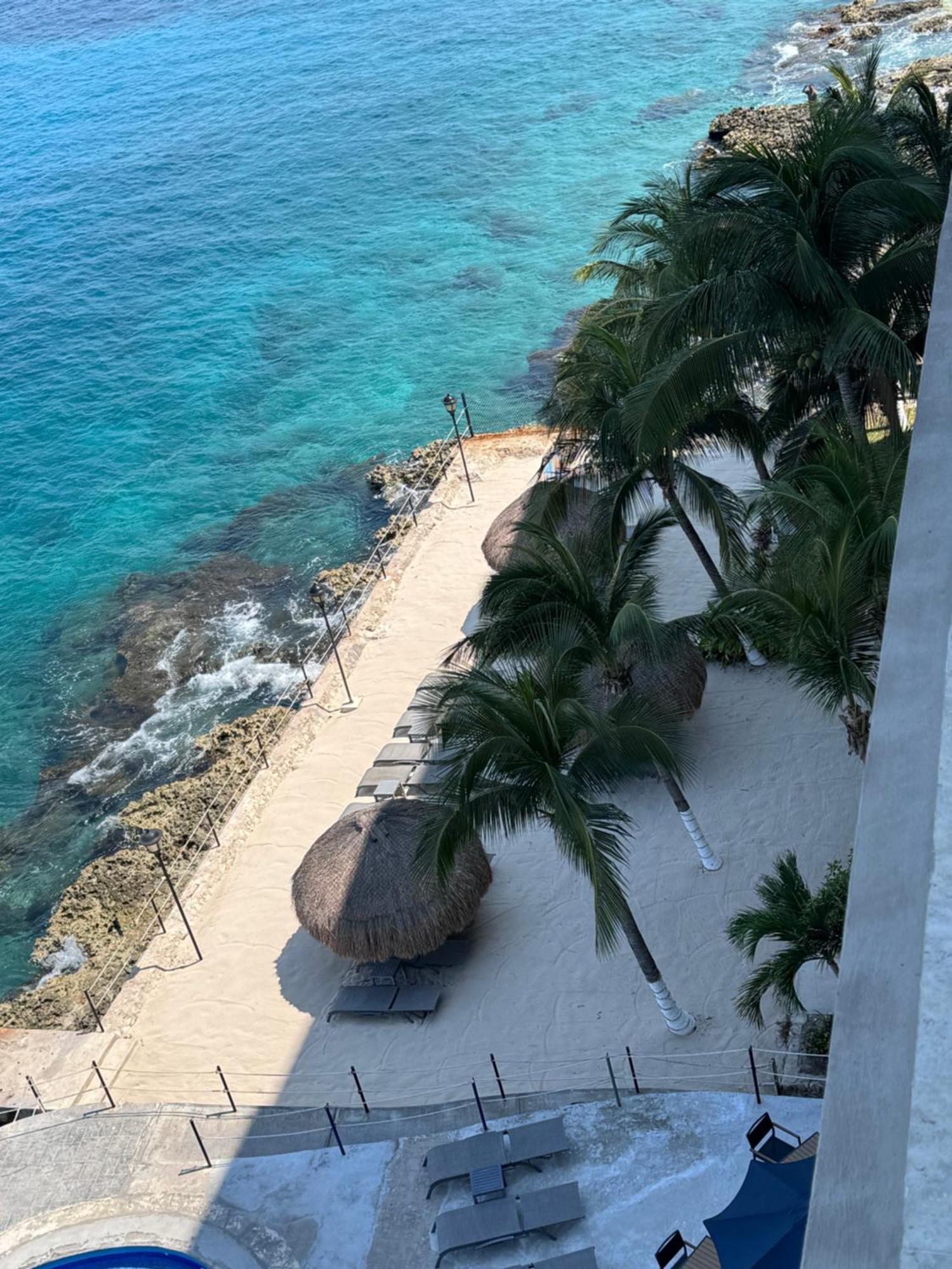 The Queen Of - Urban Empire En-suite View - For Couples In Mind * Cozumel