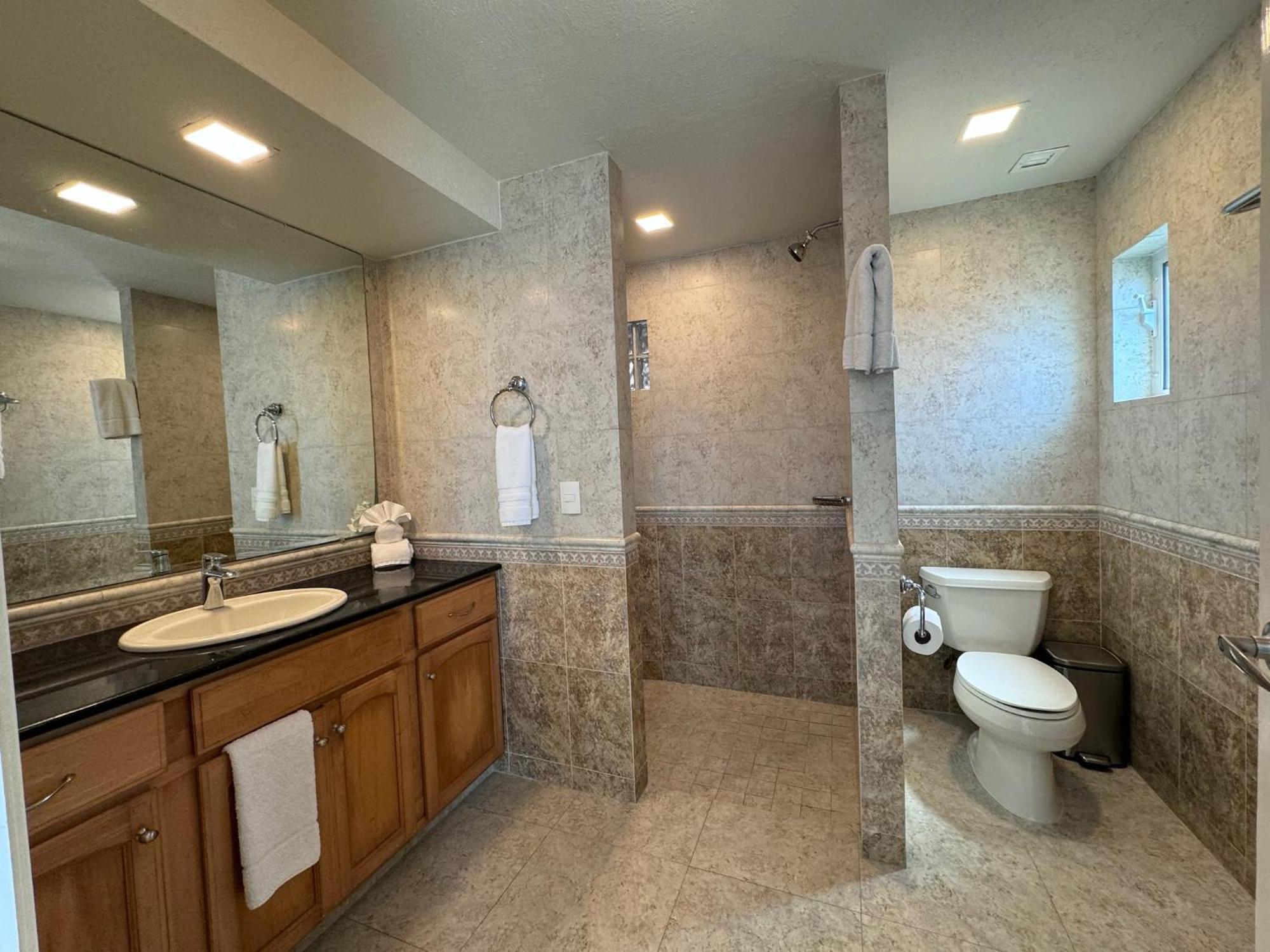 Apartment The Queen Of - Urban Empire En-suite View - For Couples In Mind Cozumel